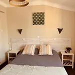 Le Nid Otel 2*