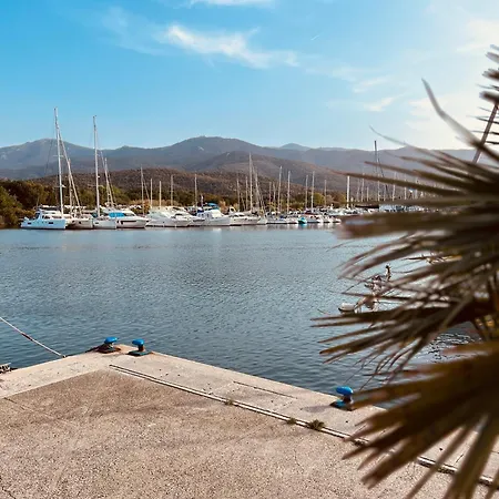 מלון Le Nid ארגלס-סור-מר